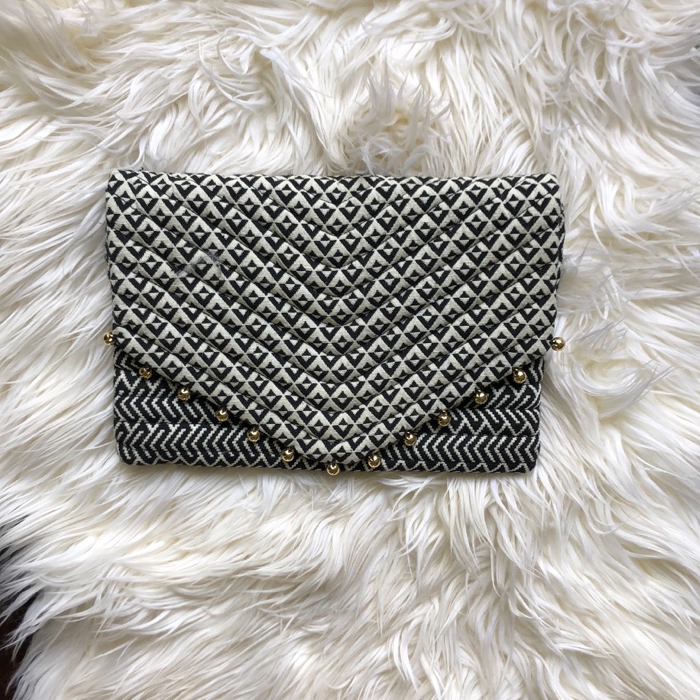 Abercrombie black and white patterned clutch